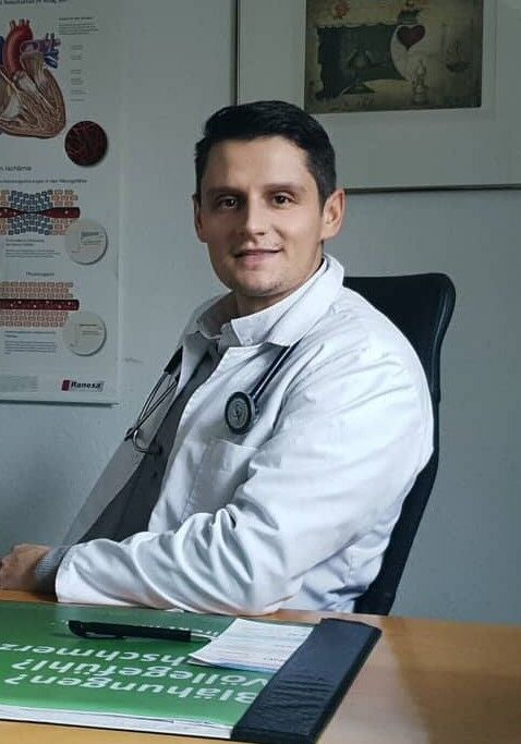 Liječnik Dermatolog Zoran Krznarević